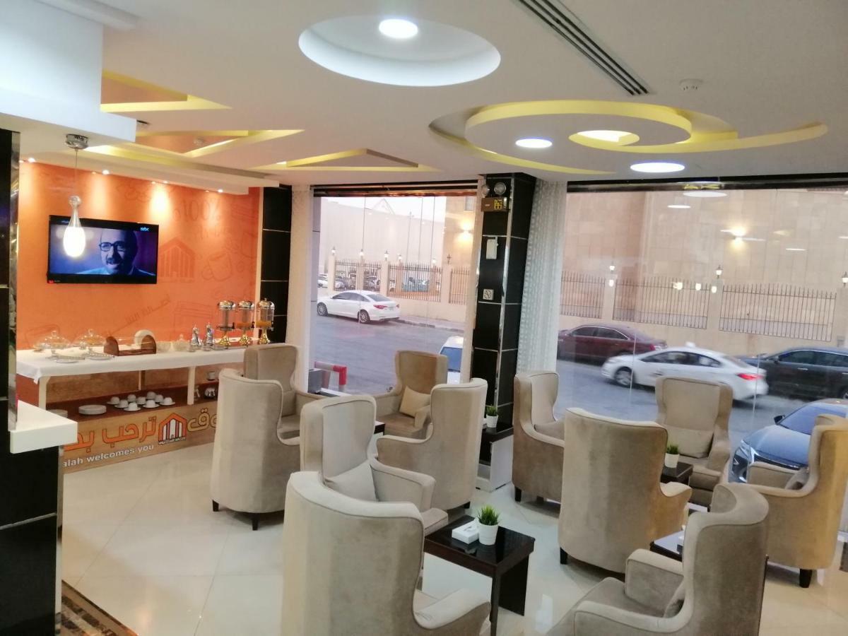 اصاله الشروق للأجنحه الفندقيه Al Khobar Esterno foto